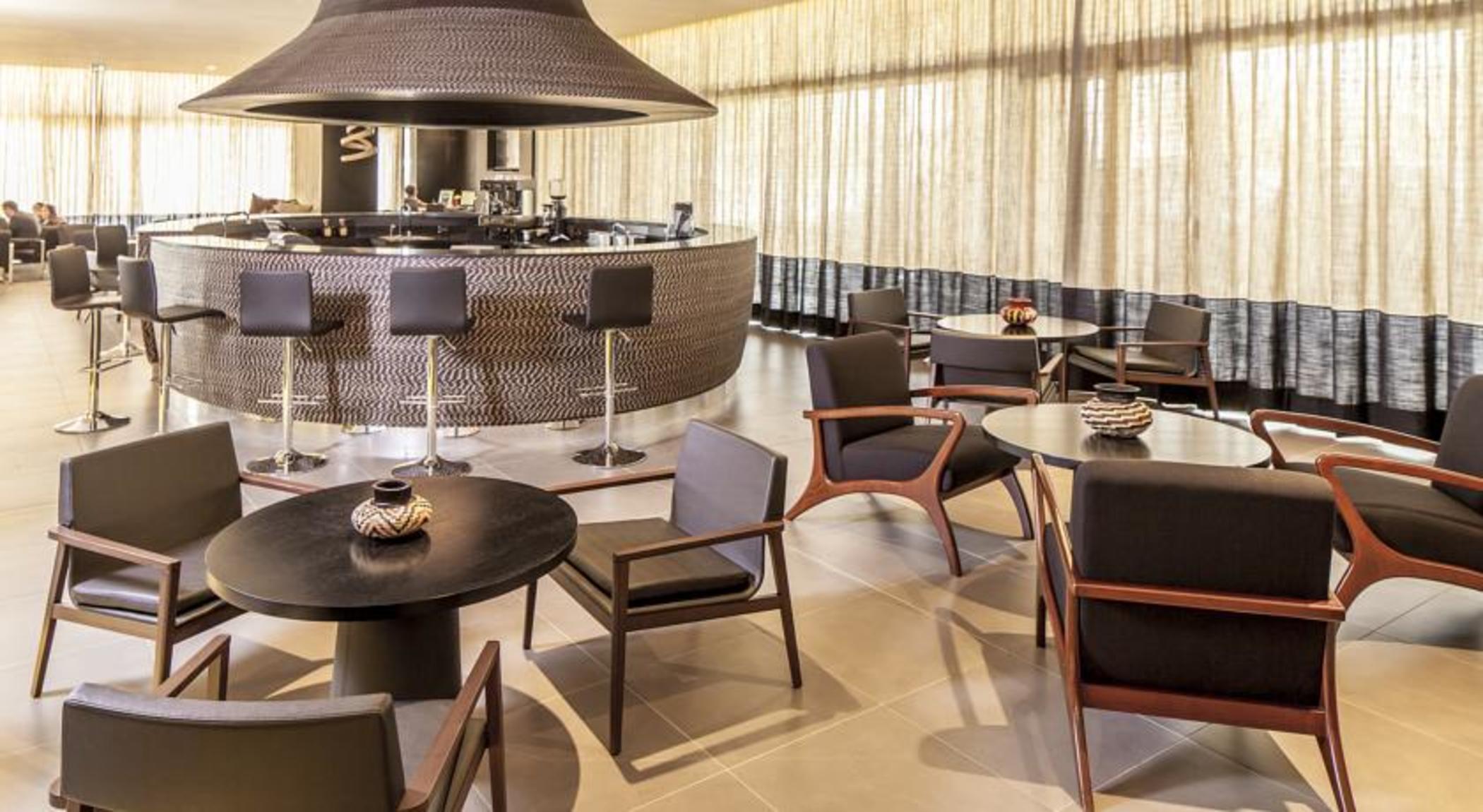 Hotel Movich Buro 26 Bogotá Exteriér fotografie The lounge at the airport