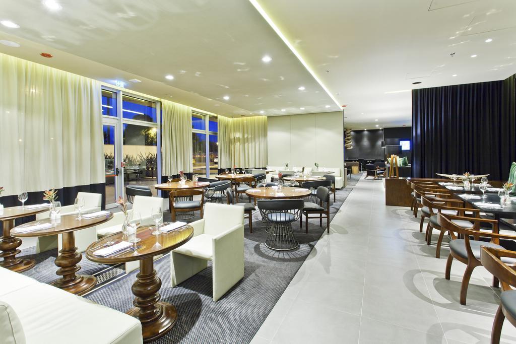 Hotel Movich Buro 26 Bogotá Exteriér fotografie The restaurant