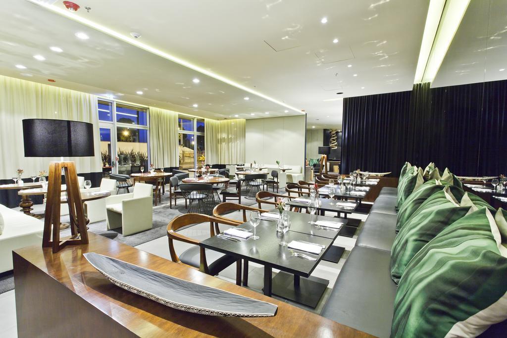 Hotel Movich Buro 26 Bogotá Exteriér fotografie The interior of the lounge