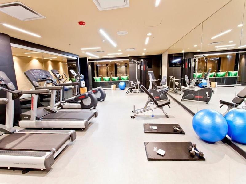 Hotel Movich Buro 26 Bogotá Exteriér fotografie The gym at the hotel