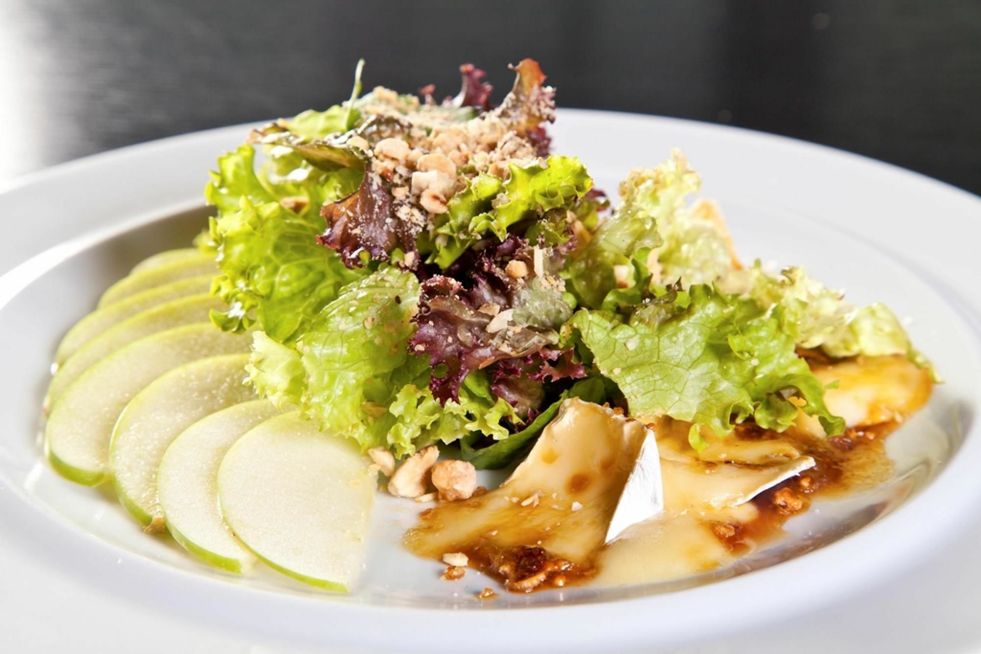Hotel Movich Buro 26 Bogotá Exteriér fotografie A salad with a balsamic dressing
